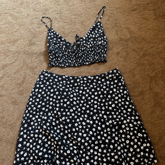 matching set - Picture 2 of 3